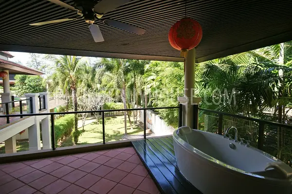LAY6363: Amazing 4 Bedroom Villa in Layan Beach. Photo #5