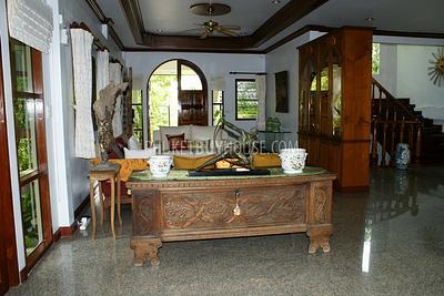 CHA1335: Luxury 5-Bedroom Pool Villa in Perfect Condition in Chalong area. Photo #1