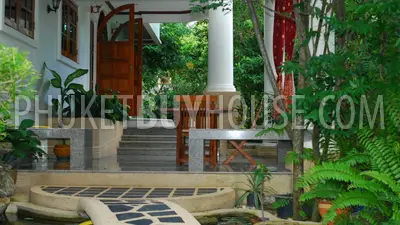 CHA1335: Luxury 5-Bedroom Pool Villa in Perfect Condition in Chalong area. Photo #7