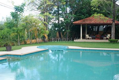 CHA1335: Luxury 5-Bedroom Pool Villa in Perfect Condition in Chalong area. Photo #8
