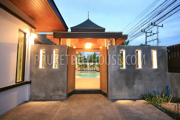 CHA21908: Stunning Three-Bedroom Villa with Balinese-Inspired Design in Chalong!. Photo #17