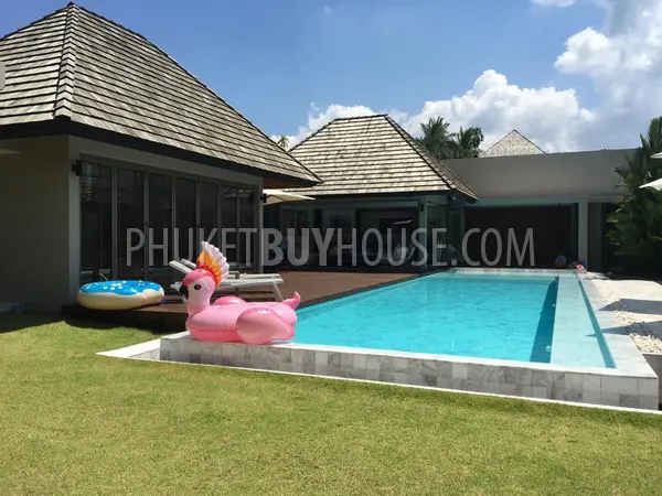LAY6396: Elegant Villa in Layan Beach Area. Photo #3