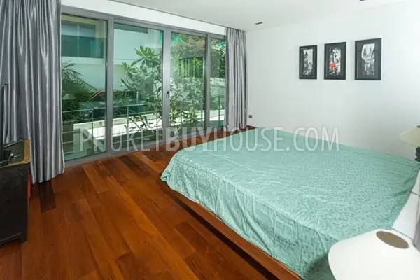 RAW6422: Elegant Villa for Sale with Sea View in Rawai. Photo #2