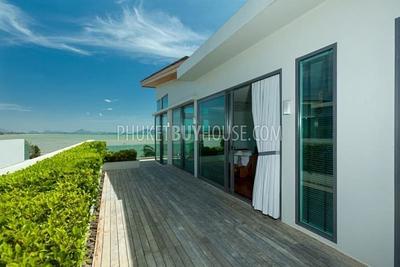 RAW6422: Elegant Villa for Sale with Sea View in Rawai. Photo #8