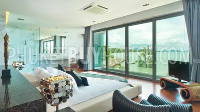 RAW6422: Elegant Villa for Sale with Sea View in Rawai. Fotoğraf #14