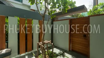 RAW6422: Elegant Villa for Sale with Sea View in Rawai. Fotoğraf #35