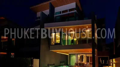 RAW6422: Elegant Villa for Sale with Sea View in Rawai. Fotoğraf #41