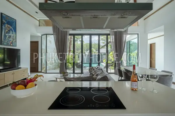 CHE21926: Lovely Four-Bedroom Residence in Cherngtalay. Photo #34