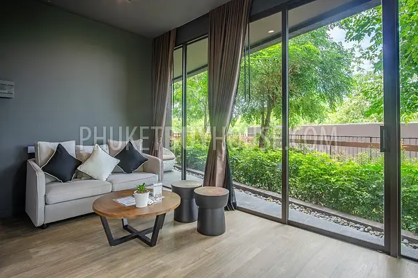 RAW6993: Corner Apartment with Garden Access in Nai Harn. Photo #5