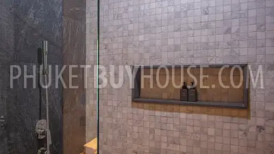RAW6993: Corner Apartment with Garden Access in Nai Harn. Photo #6