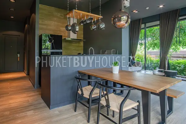 RAW6993: Corner Apartment with Garden Access in Nai Harn. Photo #4