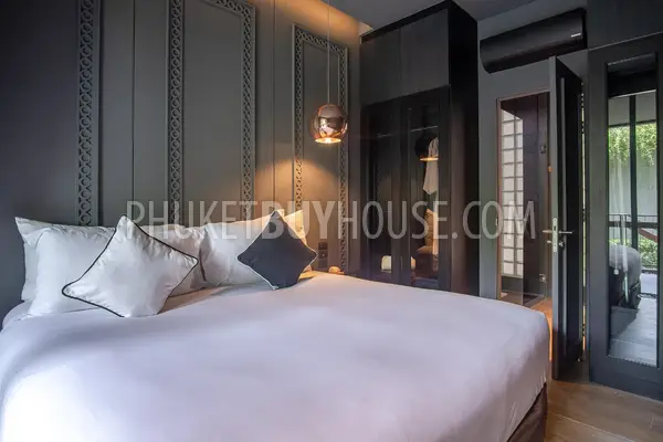 RAW6993: Corner Apartment with Garden Access in Nai Harn. Photo #16