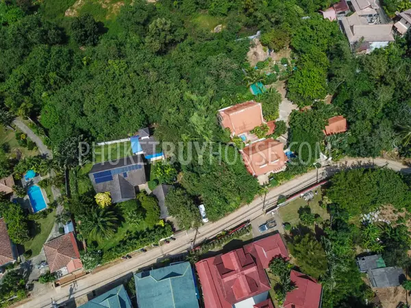 RAW6436: Plot of land in the area of Yanui beach. Photo #12
