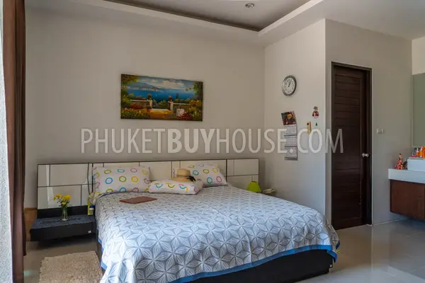 RAW6477: Villa with Pool for Sale in Rawai. Fotoğraf #18