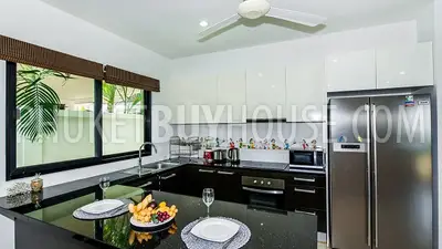 RAW6439: Lovely Villa For Sale in Rawai. Fotoğraf #12