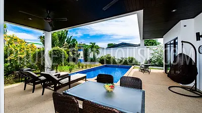 RAW6439: Lovely Villa For Sale in Rawai. Fotoğraf #19