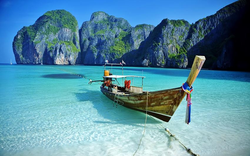 Exploring the Best Times to Experience Phuket's Enchanting Seasons