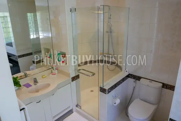 PAN21953: Stunning Three-Bedroom House For Sale With Magnificent Views of Ao Yon Bay and Racha Islands. Fotoğraf #12