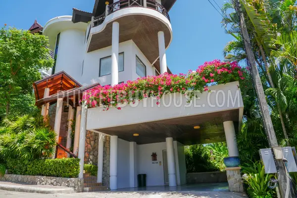 PAN21953: Stunning Three-Bedroom House For Sale With Magnificent Views of Ao Yon Bay and Racha Islands. Fotoğraf #17