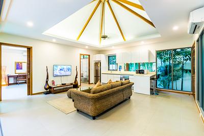 RAW21954: Spacious 4 Bedroom Pool Villa  in Rawai as an Investment Opportunity with a Successful Track Record. Photo #22