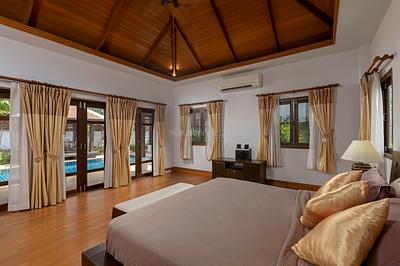 TAL21959: Comfortable Four-Bedroom Villa with Pool Offered for Sale in Cherng Talay. Photo #15