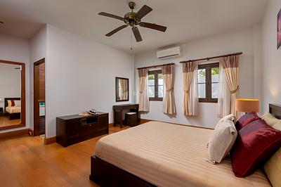 TAL21959: Comfortable Four-Bedroom Villa with Pool Offered for Sale in Cherng Talay. Photo #16