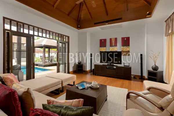 TAL21959: Comfortable Four-Bedroom Villa with Pool Offered for Sale in Cherng Talay. Photo #11