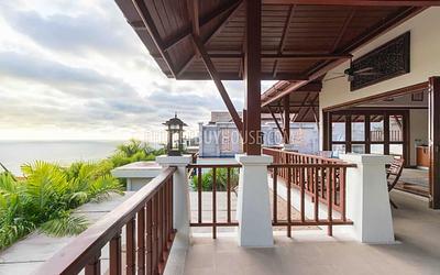 PAT6502: Luxury Villa with Sea View in Patong. Photo #11