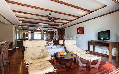 PAT6502: Luxury Villa with Sea View in Patong. Photo #20