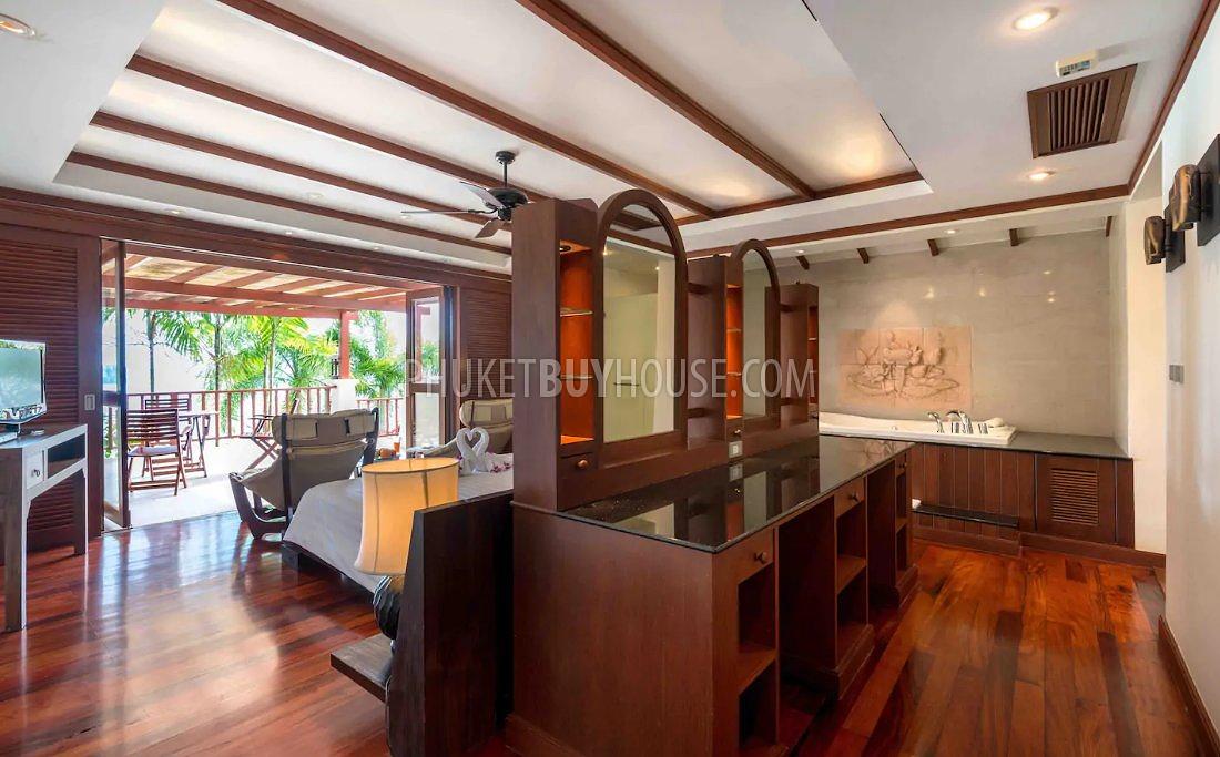 PAT6502: Luxury Villa with Sea View in Patong. Photo #21