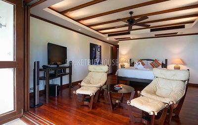 PAT6502: Luxury Villa with Sea View in Patong. Photo #23