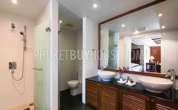 PAT6502: Luxury Villa with Sea View in Patong. Photo #36