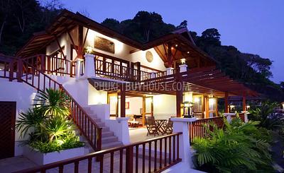 PAT6502: Luxury Villa with Sea View in Patong. Photo #45