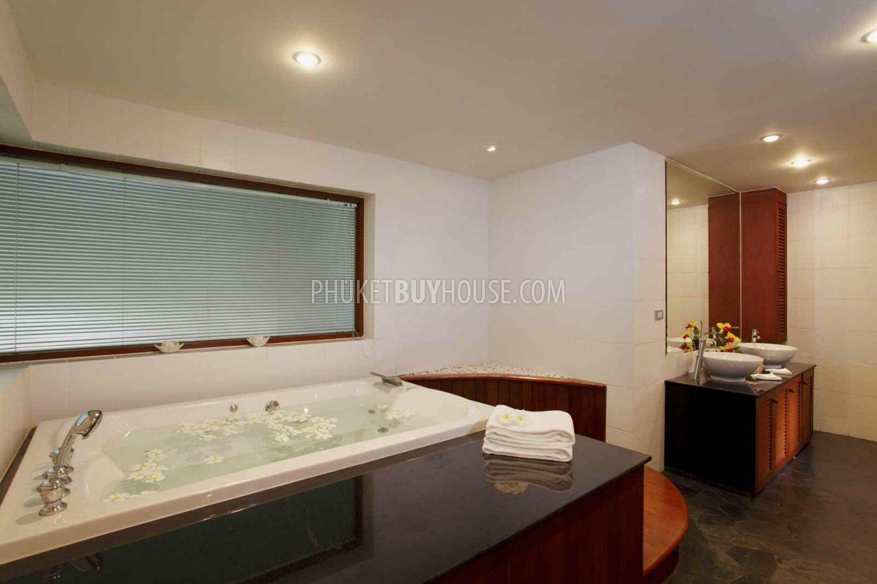 PAT6507: Luxury Villa for Sale in Patong. Photo #20