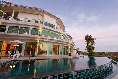AOP7243: Luxurious Three Bedroom Pool Villa in Ao Po. Photo #1