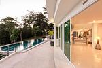 AOP7243: Luxurious Three Bedroom Pool Villa in Ao Po. Thumbnail #14