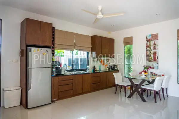 RAW6477: Villa with Pool for Sale in Rawai. Fotoğraf #34