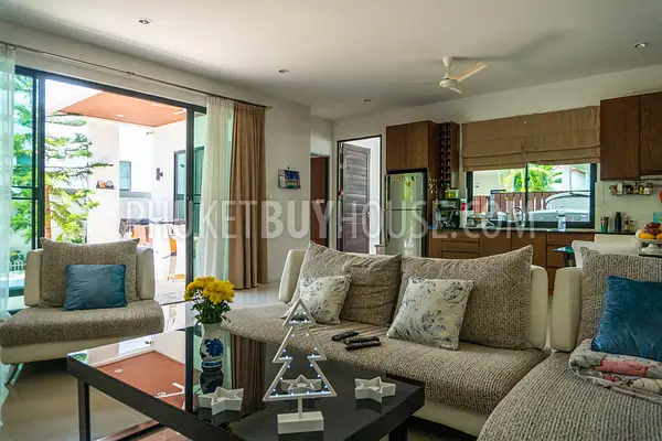 RAW6477: Villa with Pool for Sale in Rawai. Fotoğraf #39