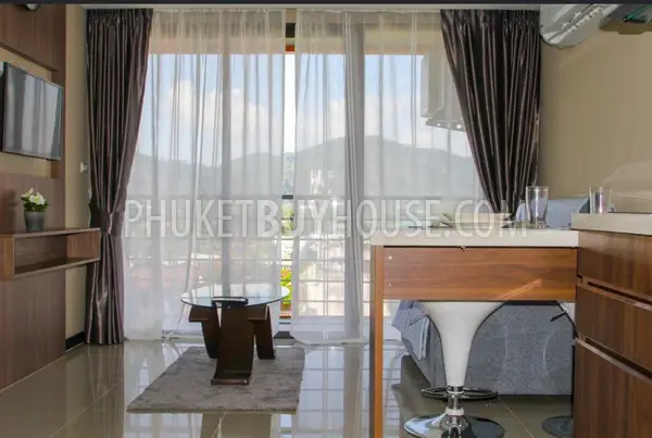 NAI6480: Apartment for Sale in Nai Harn. Photo #3