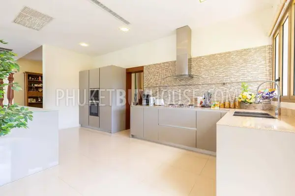 BAN21972: Aesthetic 4 Bedroom Villa for Sale in Bang Tao. Fotoğraf #12