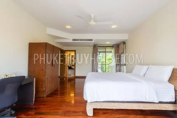 BAN21972: Aesthetic 4 Bedroom Villa for Sale in Bang Tao. Fotoğraf #16