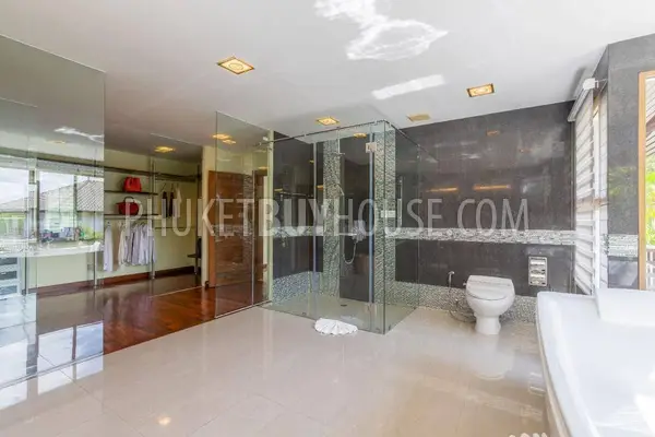 BAN21972: Aesthetic 4 Bedroom Villa for Sale in Bang Tao. Fotoğraf #21