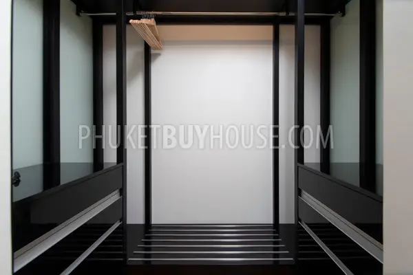 BAN21976: Outstanding 3 Bedroom Apartment For Sale With Lakeview in Bang Tao. 照片 #3