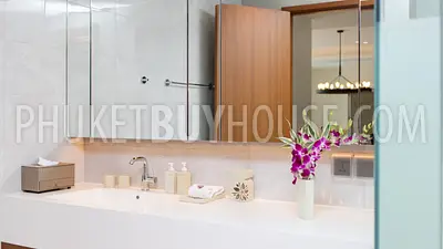 BAN21976: Outstanding 3 Bedroom Apartment For Sale With Lakeview in Bang Tao. Fotoğraf #11