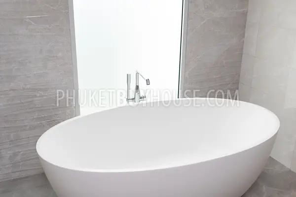 BAN21976: Outstanding 3 Bedroom Apartment For Sale With Lakeview in Bang Tao. 照片 #17