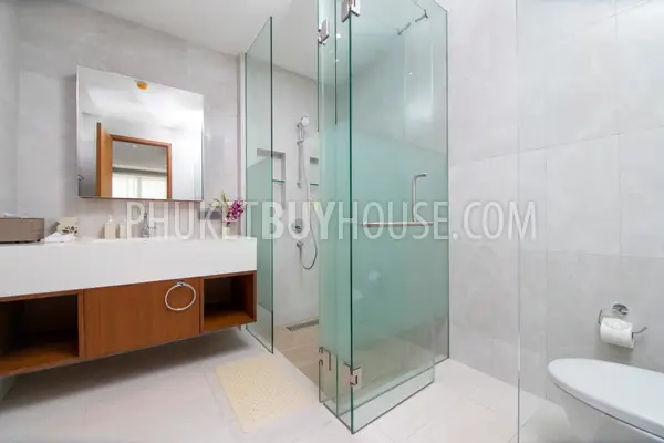 BAN21976: Outstanding 3 Bedroom Apartment For Sale With Lakeview in Bang Tao. 照片 #23