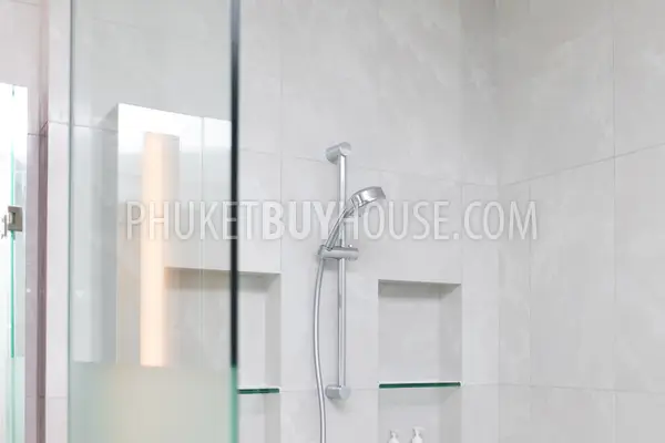 BAN21976: Outstanding 3 Bedroom Apartment For Sale With Lakeview in Bang Tao. 照片 #19