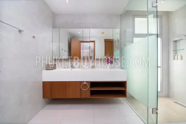 BAN21976: Outstanding 3 Bedroom Apartment For Sale With Lakeview in Bang Tao. 照片 #50
