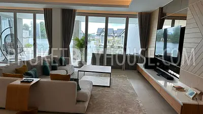 BAN21977: Splendid 2 Bedroom Apartments with Lakeview For Sale in Bang Tao. Fotoğraf #3