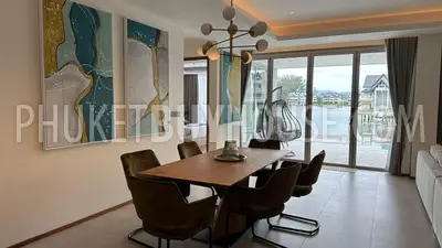 BAN21977: Splendid 2 Bedroom Apartments with Lakeview For Sale in Bang Tao. Fotoğraf #8